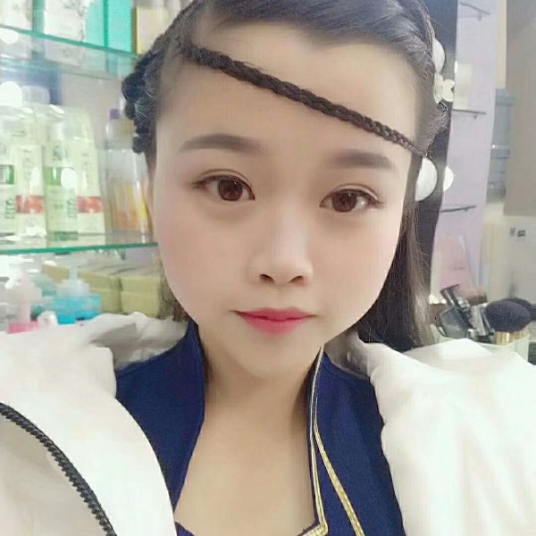 缥缈墨镜的照片