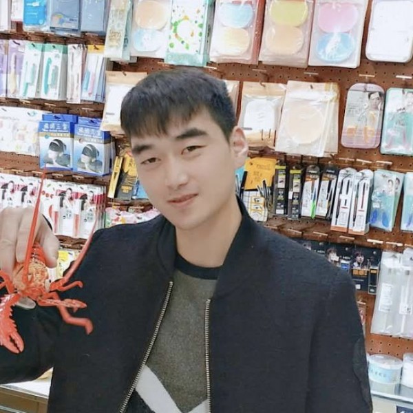 明亮唇彩的照片