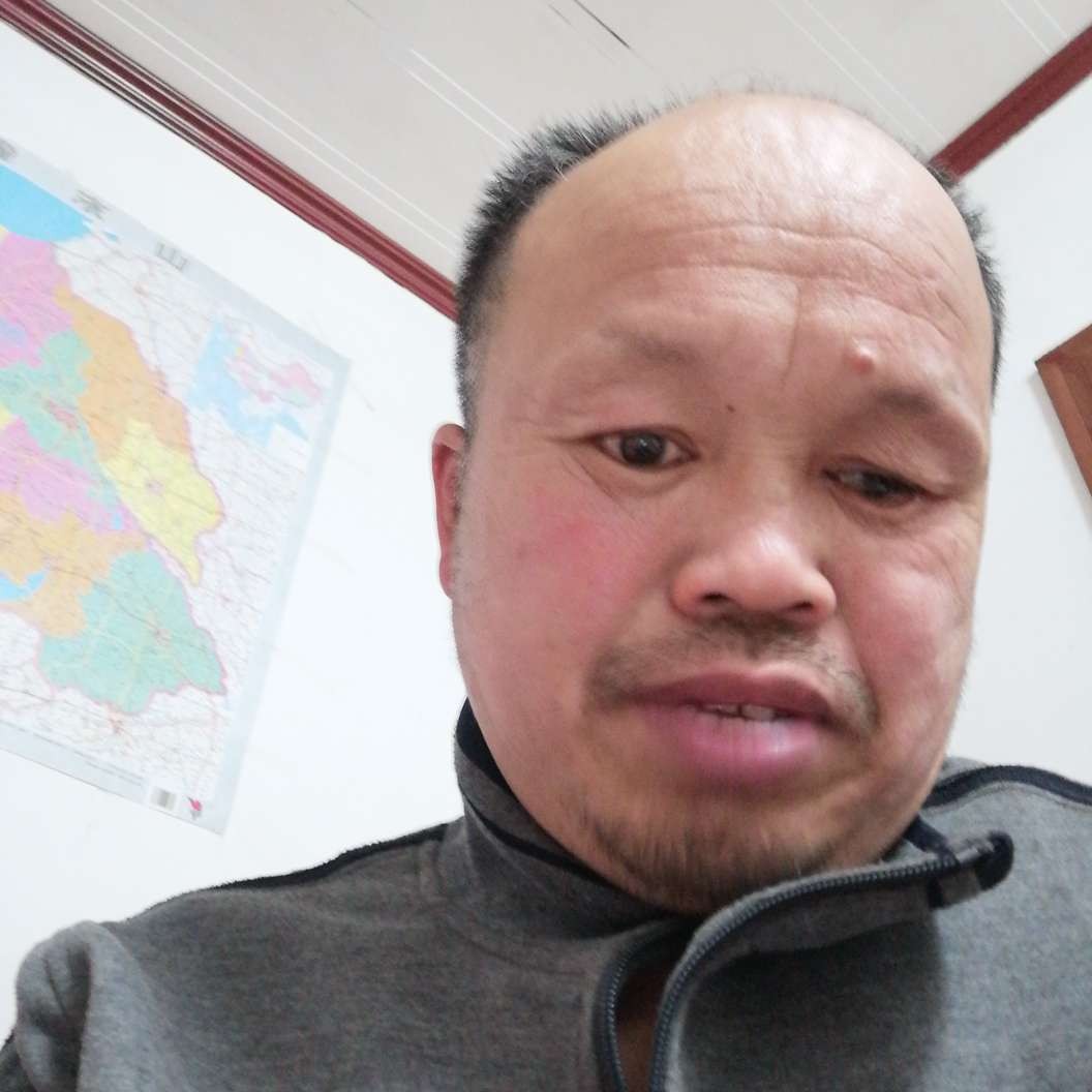 洪高的照片