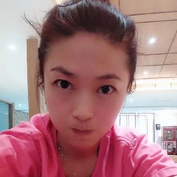 小欠的照片