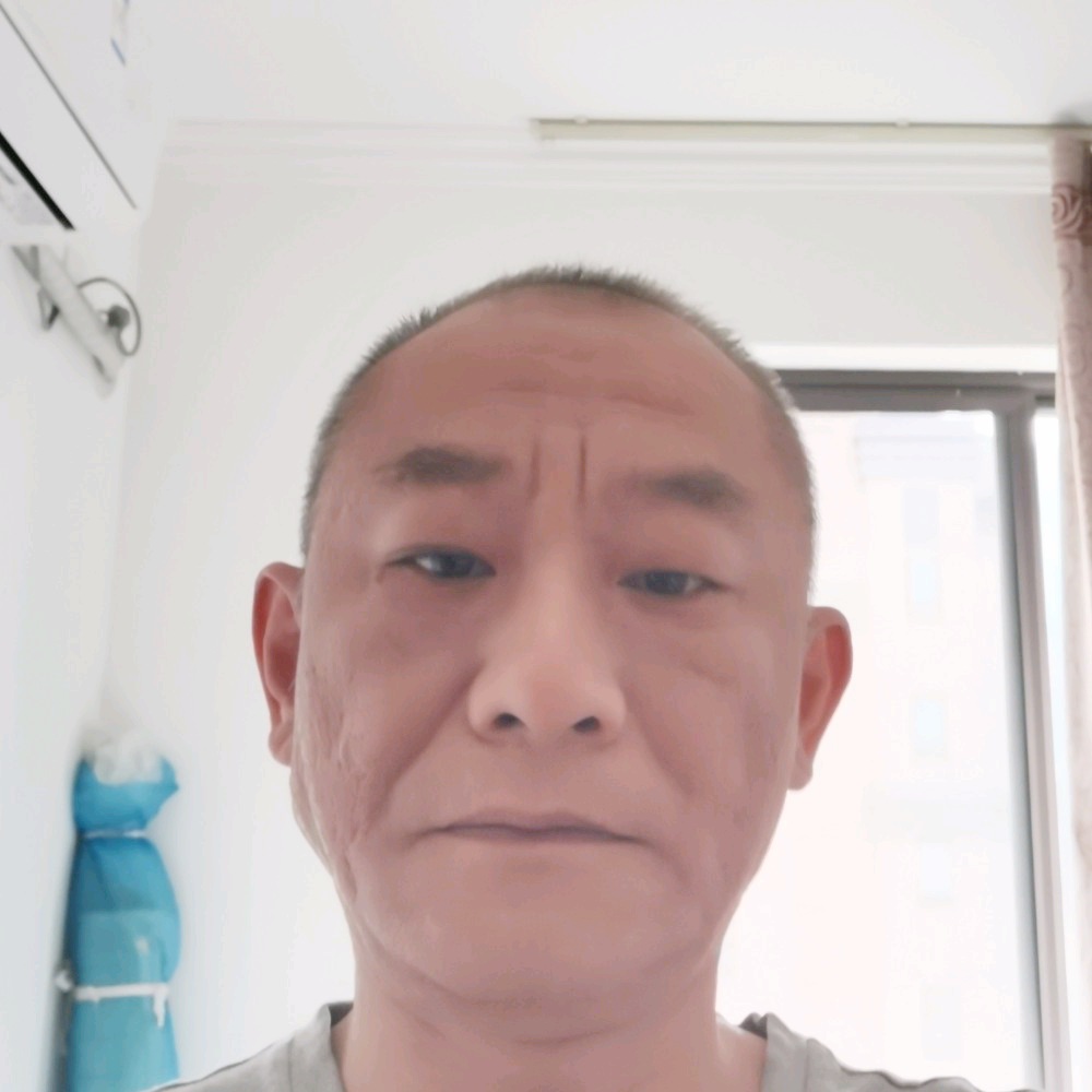 棒球吃醋过时的照片
