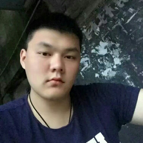 小丑久伴的照片