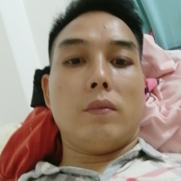 初妆就整齐的照片