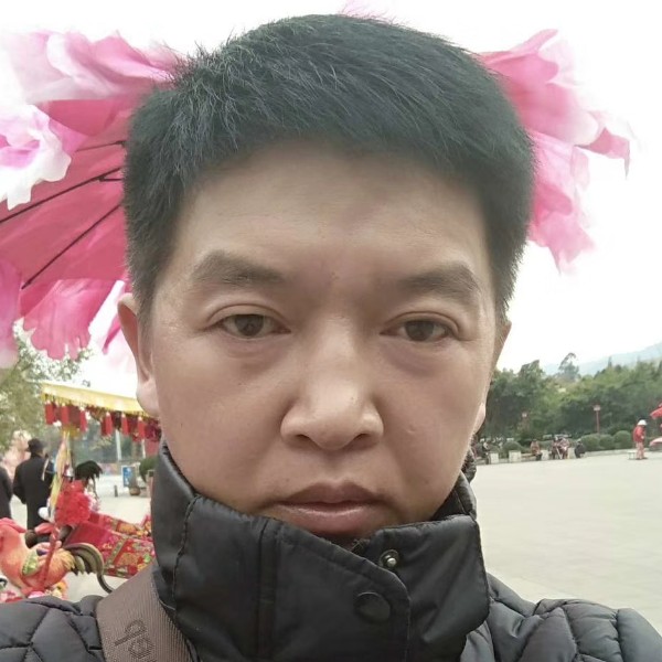 aa龙卷风的照片