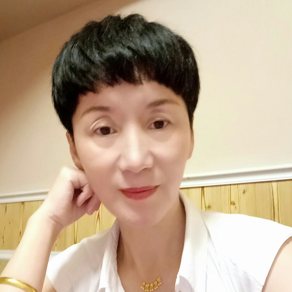 尹子爱上呆子的照片