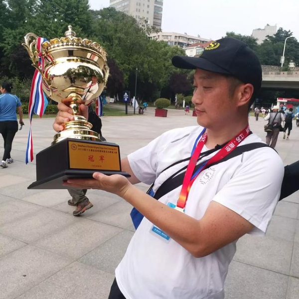 冷月和迷离的照片