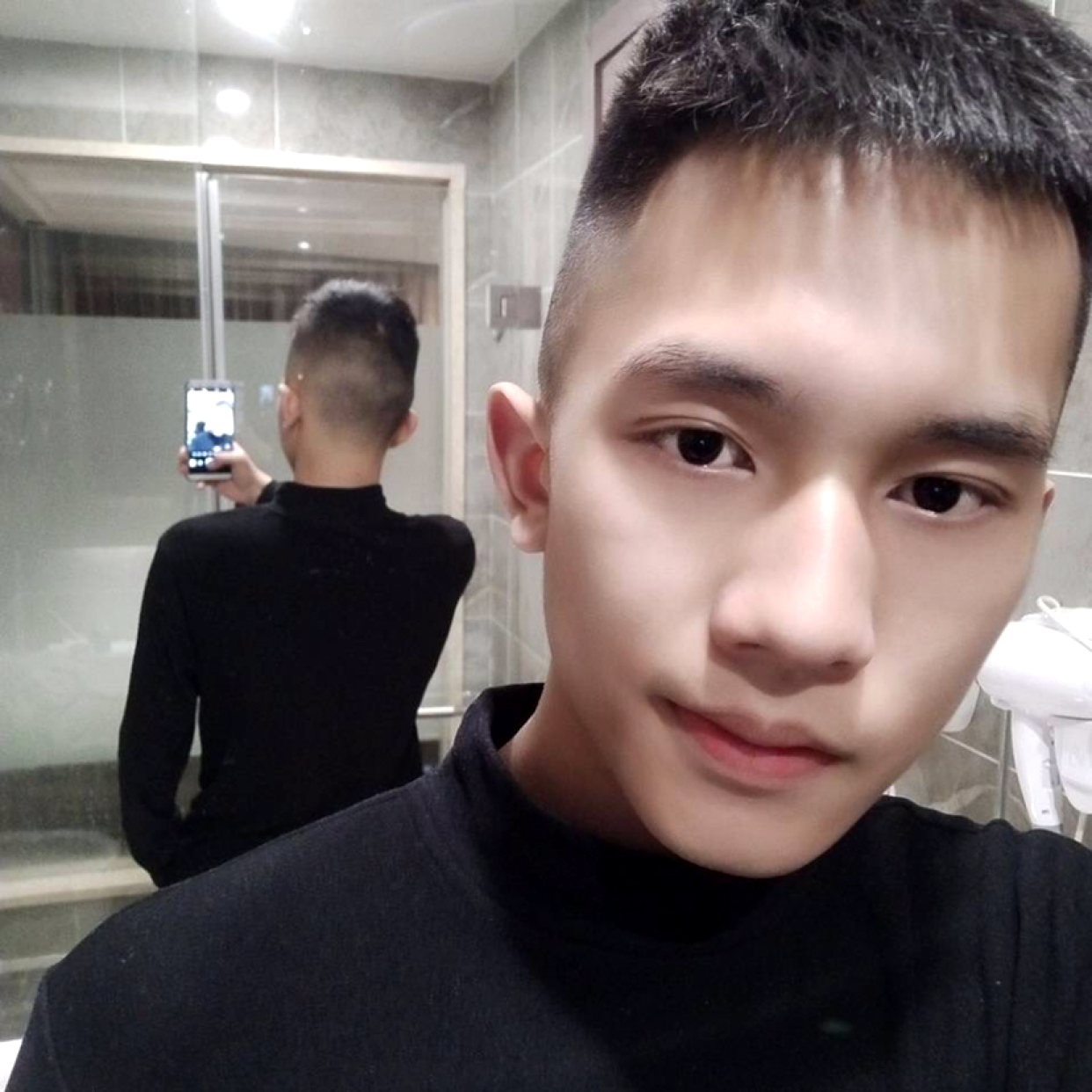 半卷烟的照片