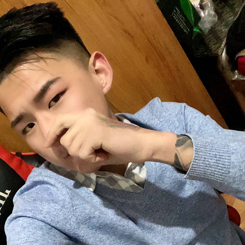 内向向浮波的照片