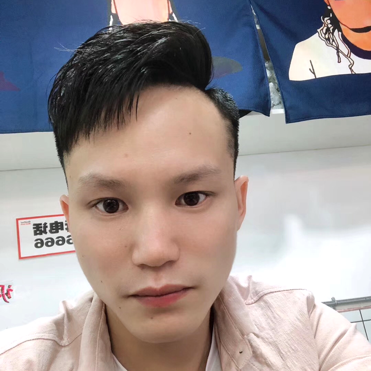 小蚂蚁回眸阔达的照片