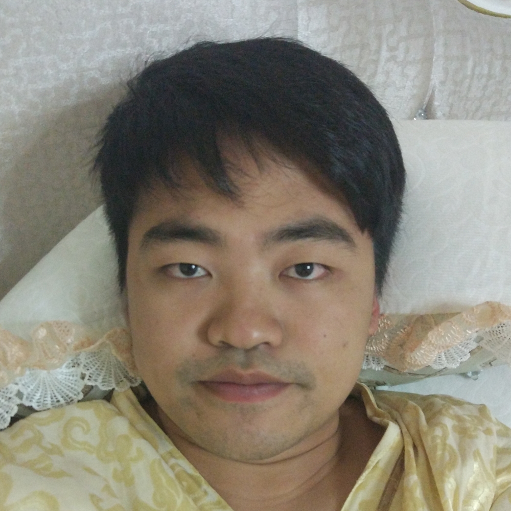 细心帆布鞋的照片
