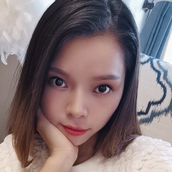 卡布奇诺的踢舞蹈的照片