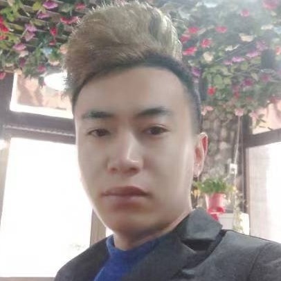 绝影笑淡淡的照片
