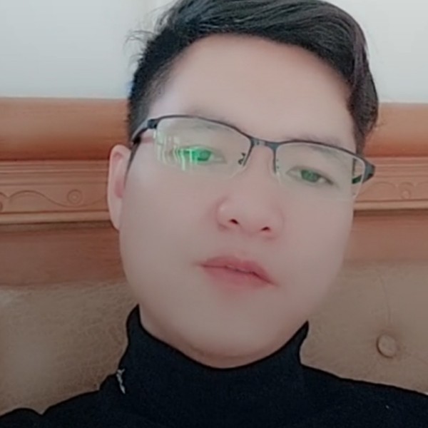 周佳文的照片