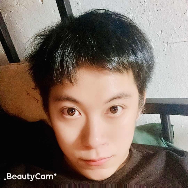 泪兮的照片