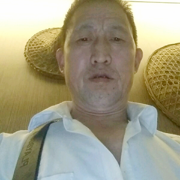 路中v的照片