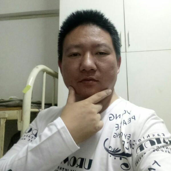 仁爱情动的照片