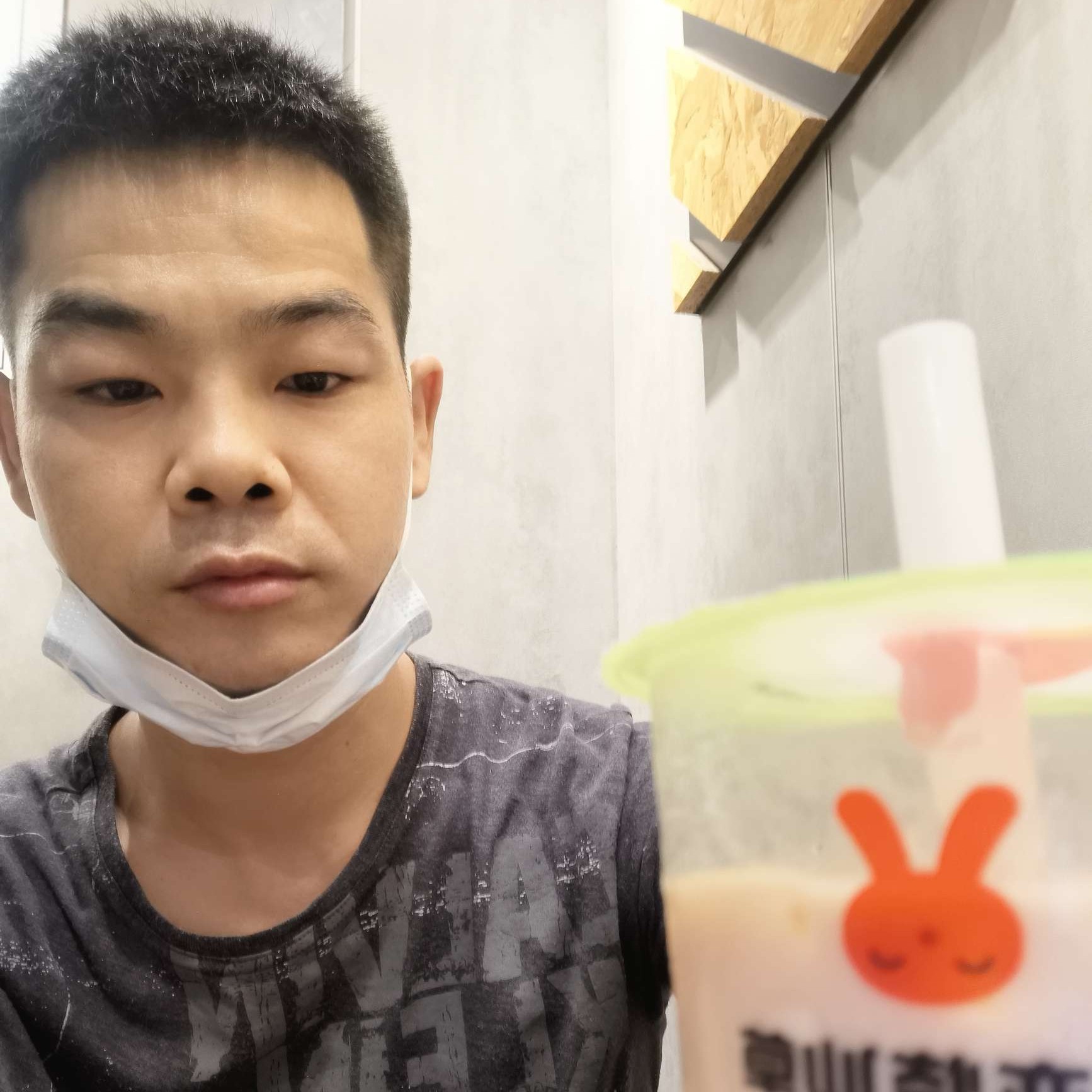 涟漪爱恋彪壮的照片