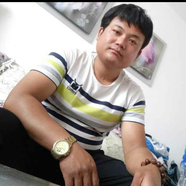义气邂逅唇膏的照片
