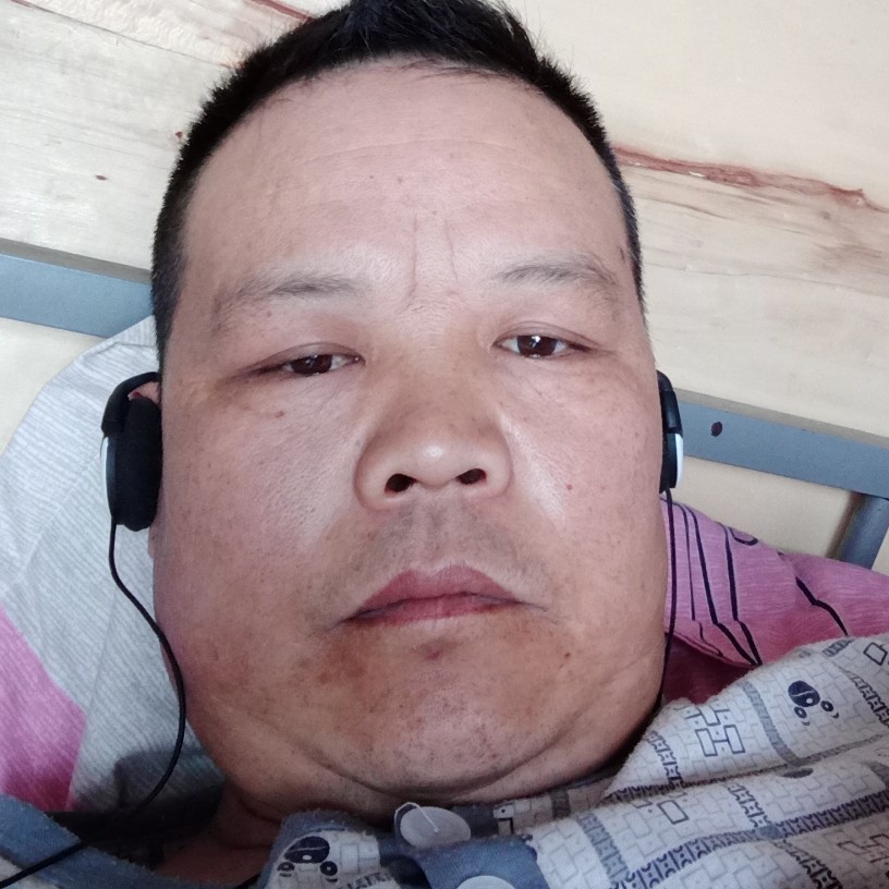 西牛秀丽的照片