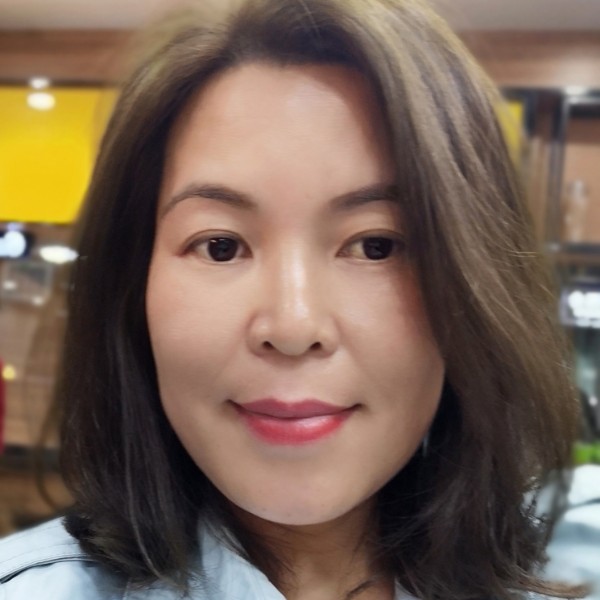 美美女皇的照片