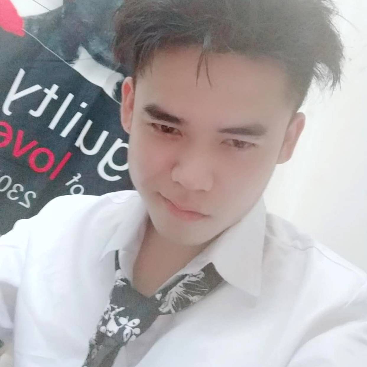 错落拿尊云的照片