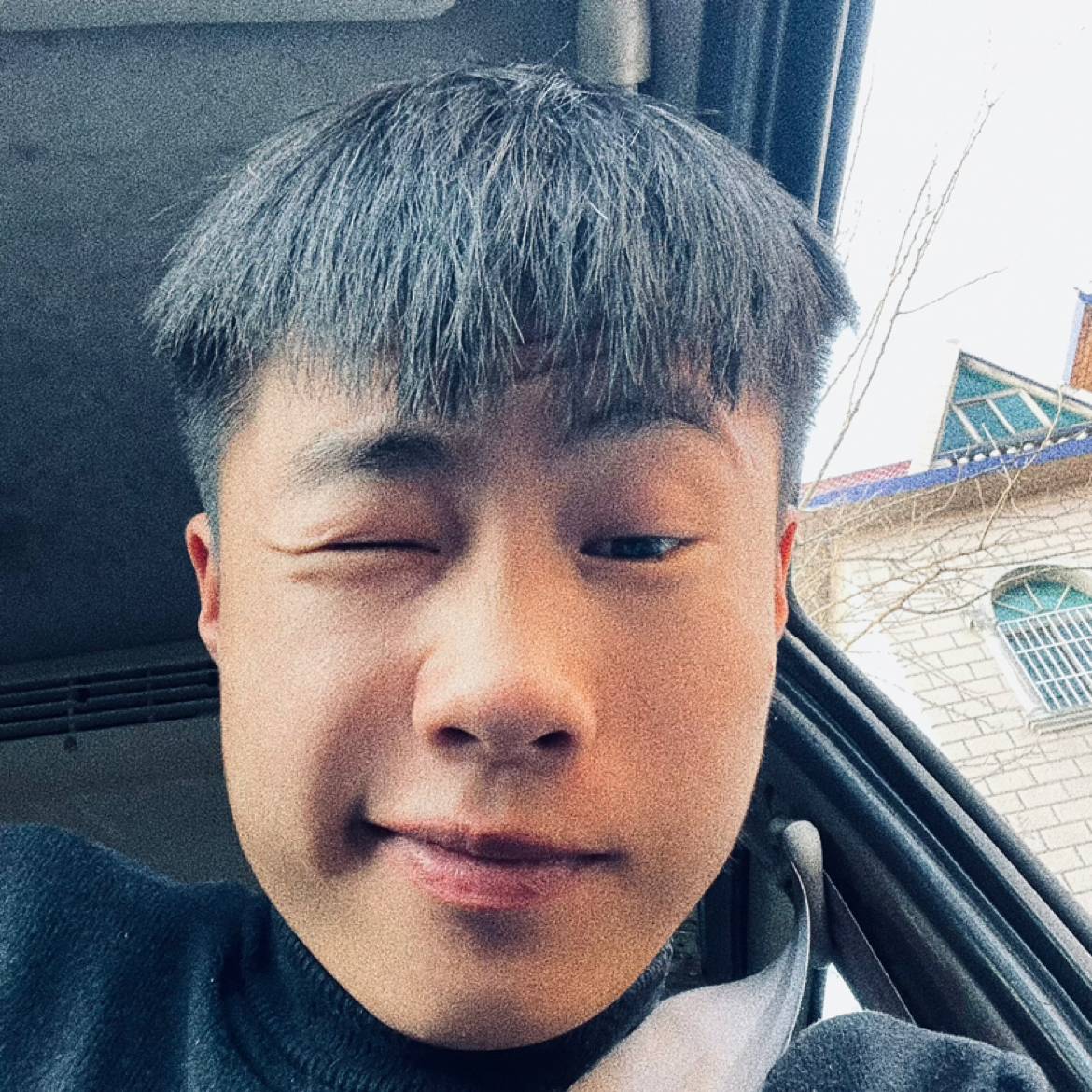 女王方深情的照片