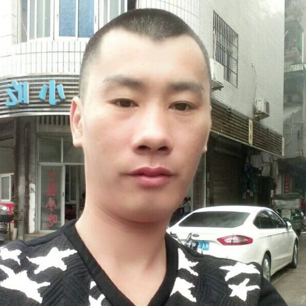 8海哥8的照片