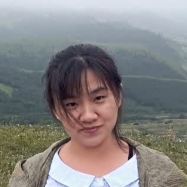 超帅拿飞鸟的照片