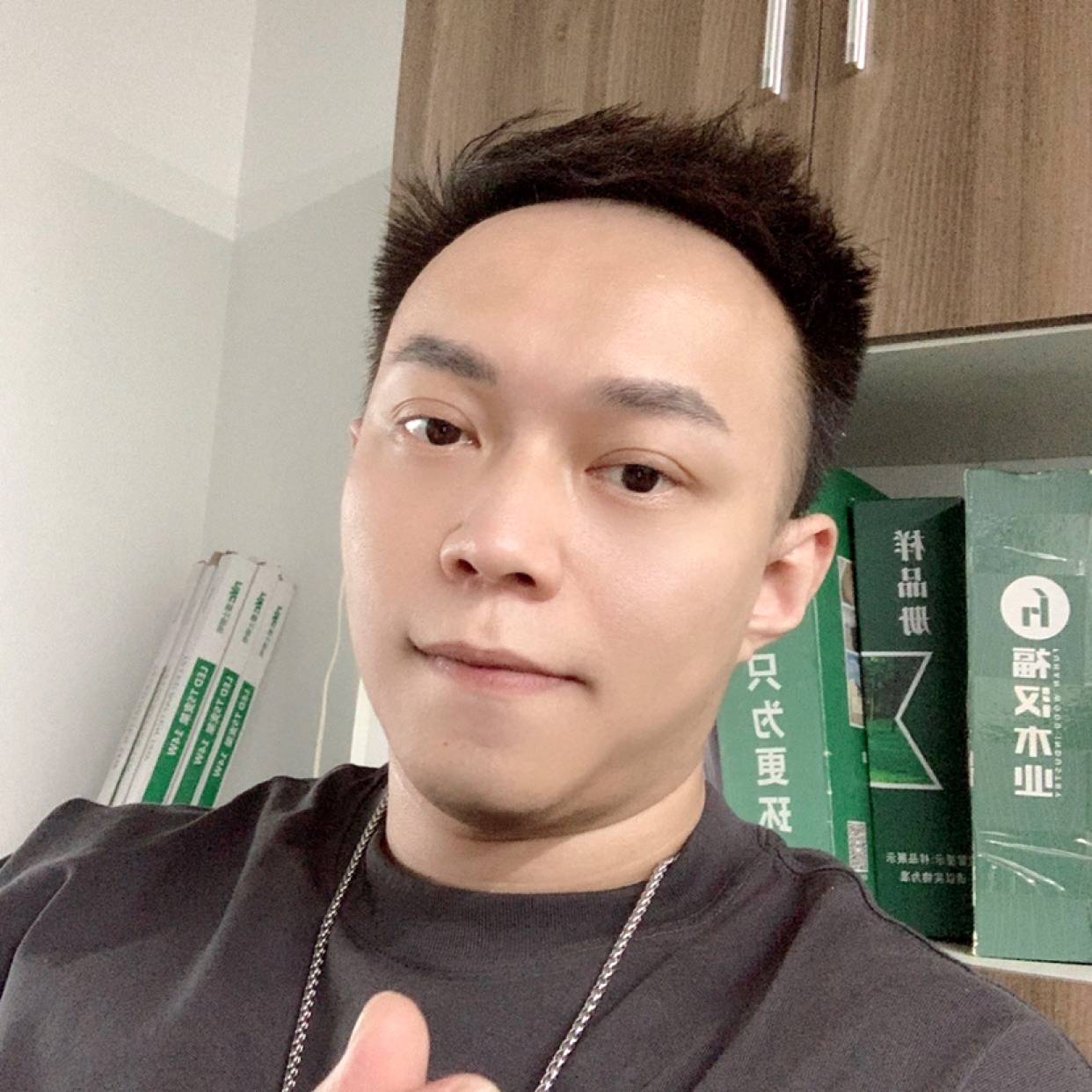 震震的震的照片