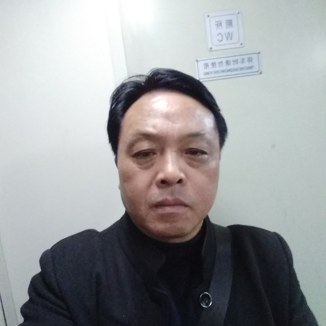 虎啸大地的照片