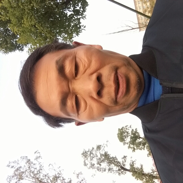 旧时光的招牌的照片