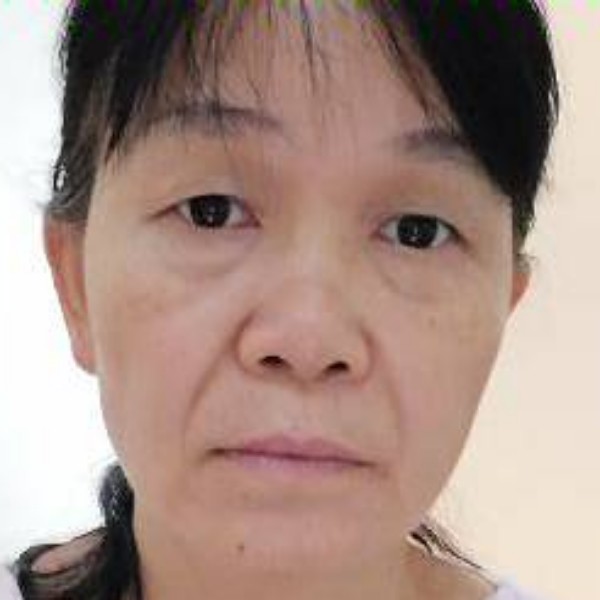 凭栏听风语的照片