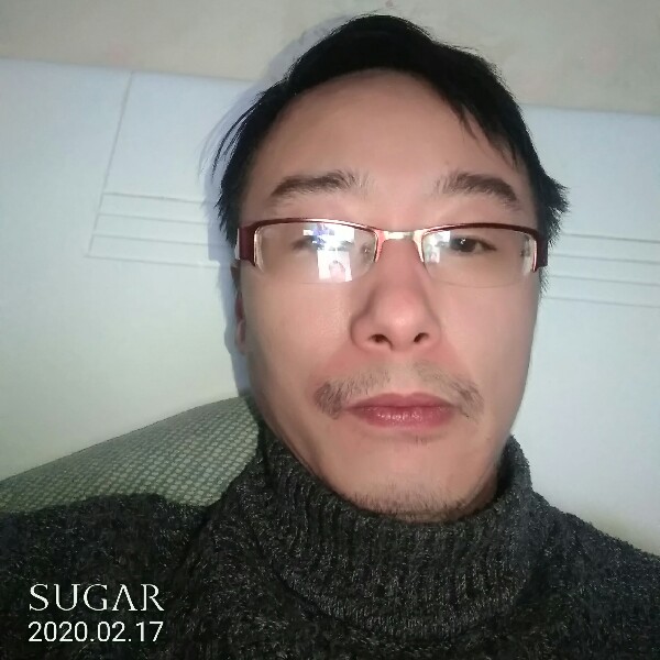 白云笑仁爱的照片