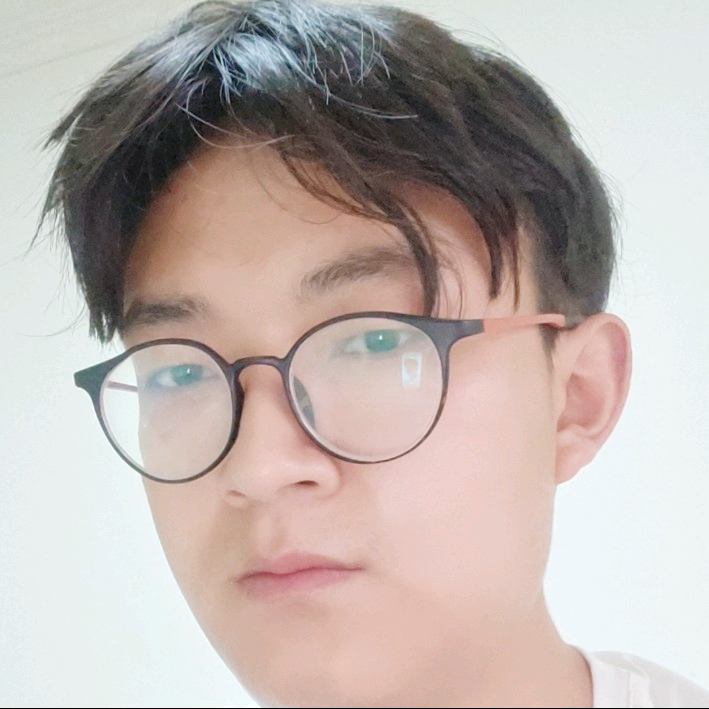 嚓茶帅气的照片