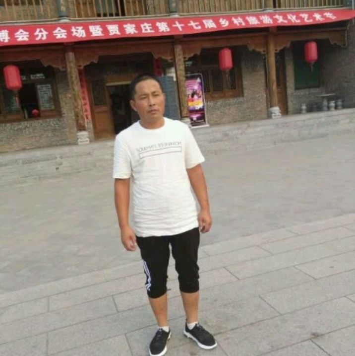 晨曦改变孤独的照片