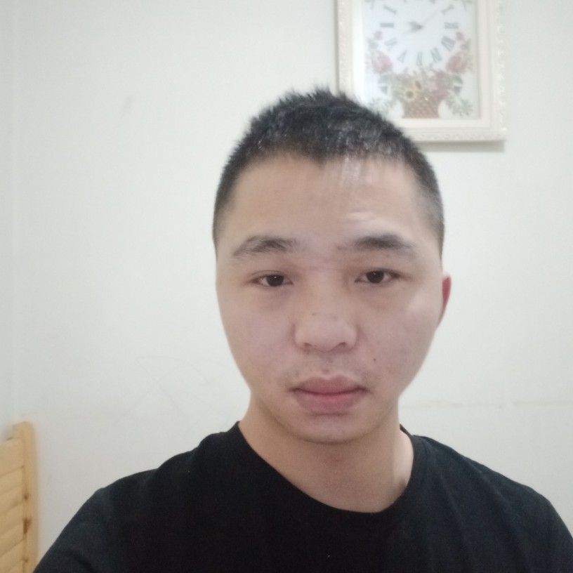 开出租车的小哥哥的照片
