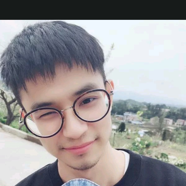 一阵乱帅的照片
