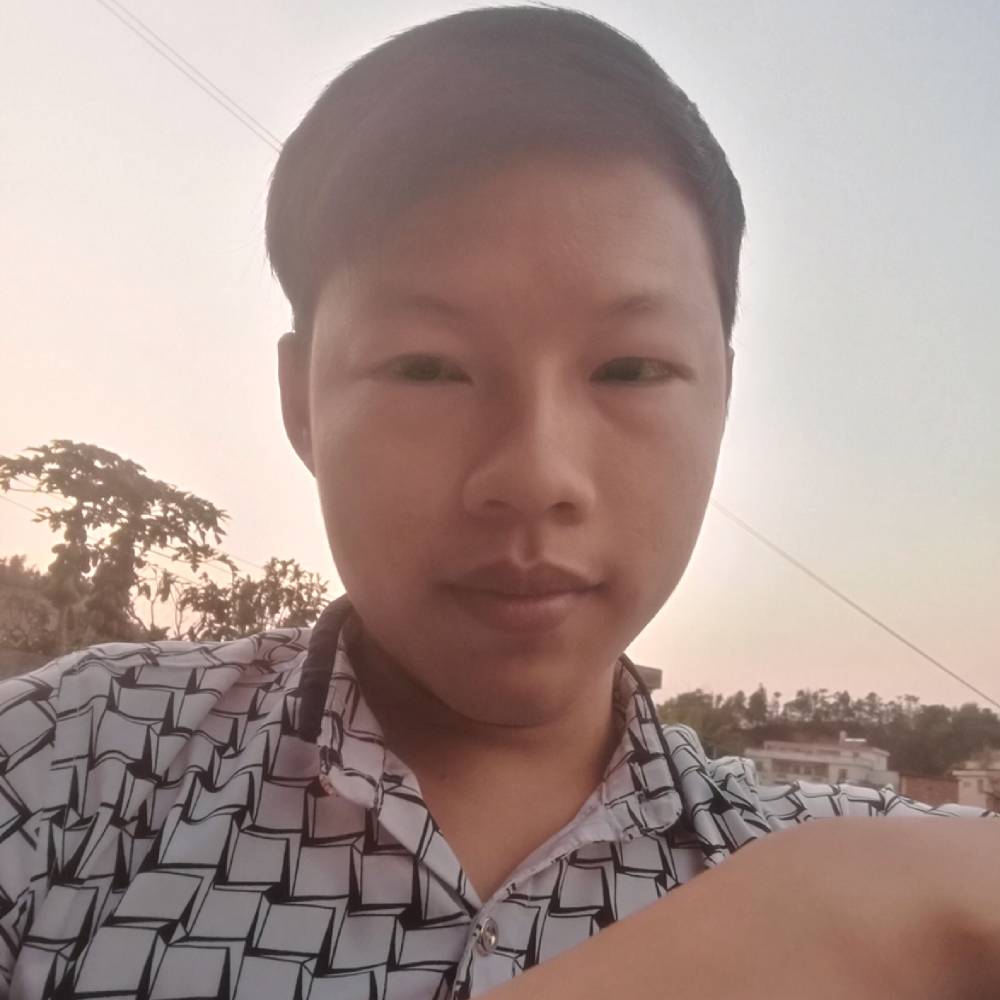 捧心中梦想的照片