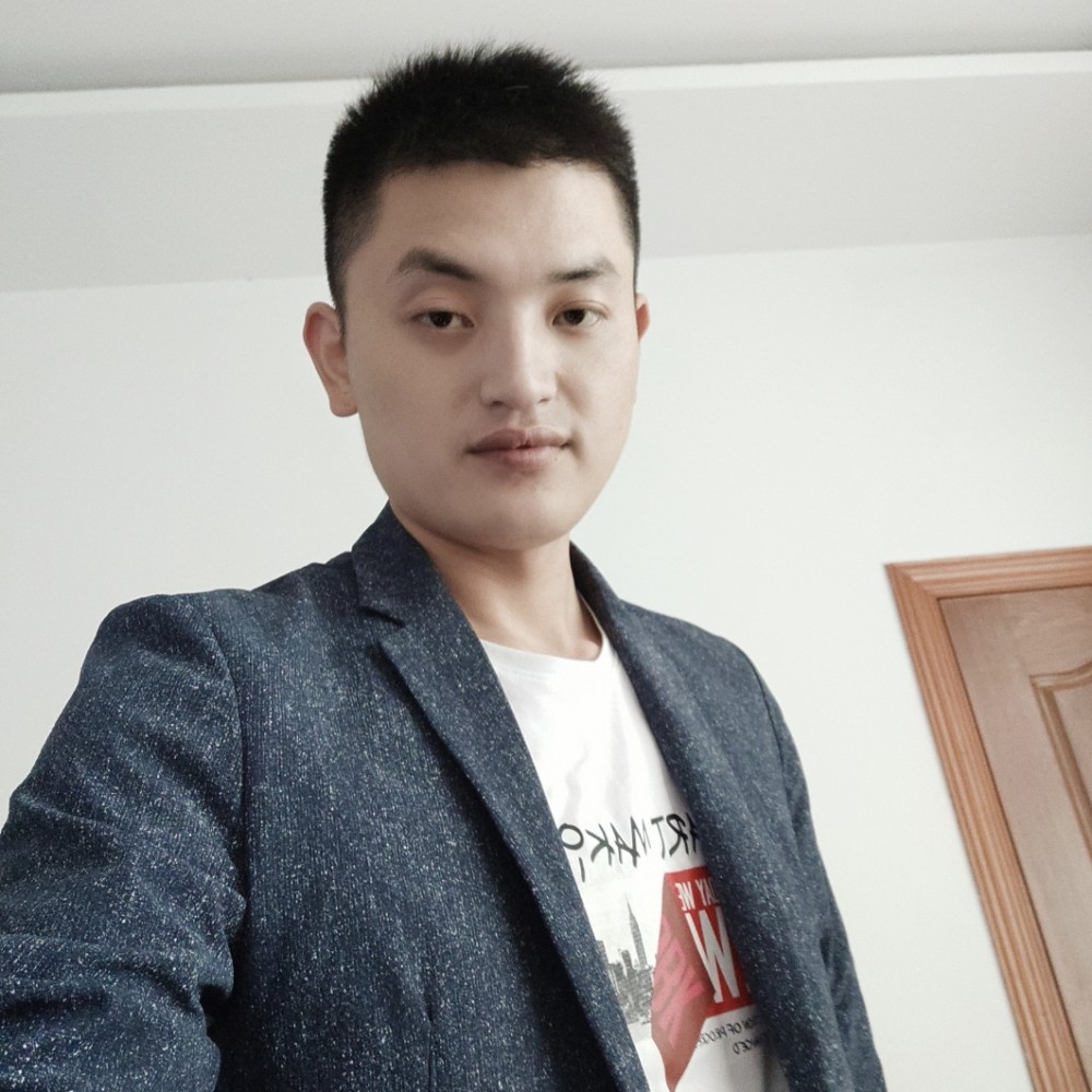 陆虎1212的照片