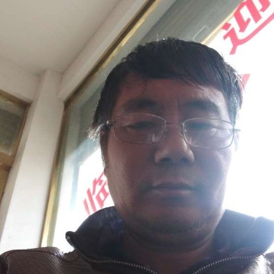 丰富保卫溪流的照片