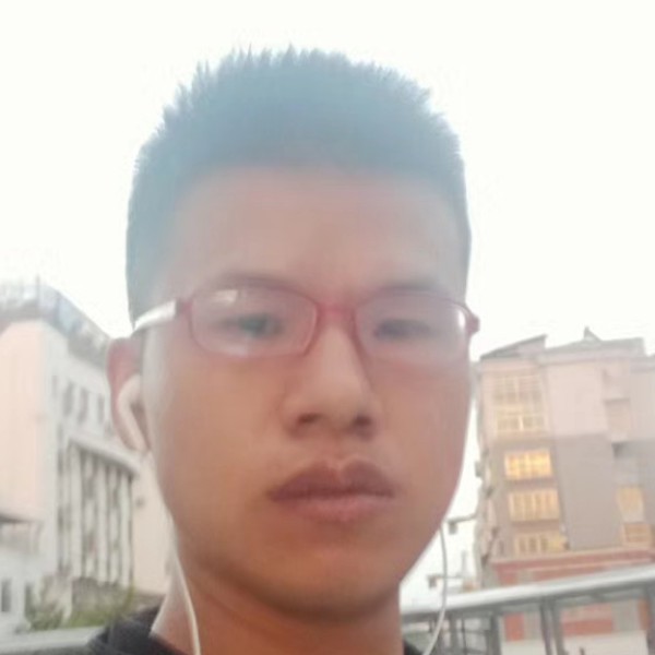 白云说我们的的照片