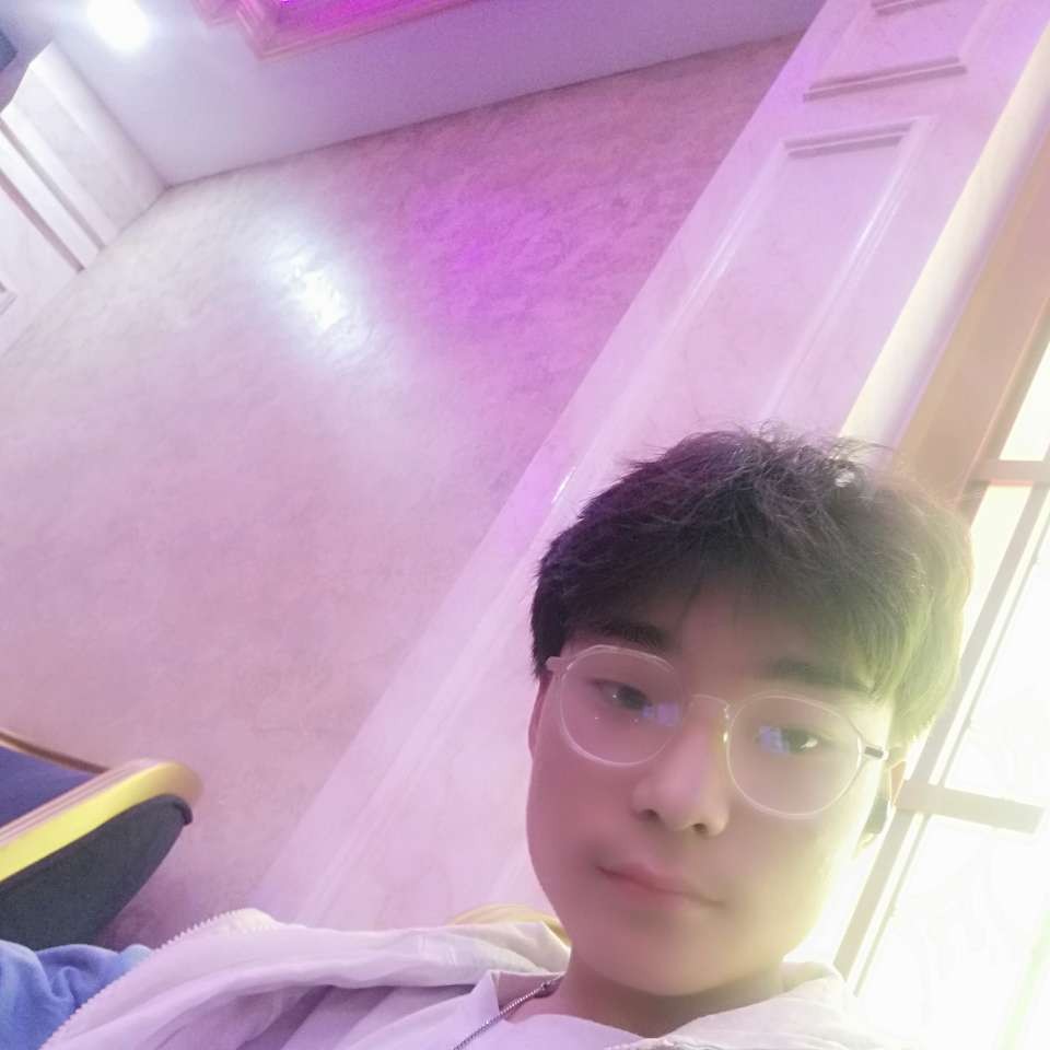 卍龙猫的照片