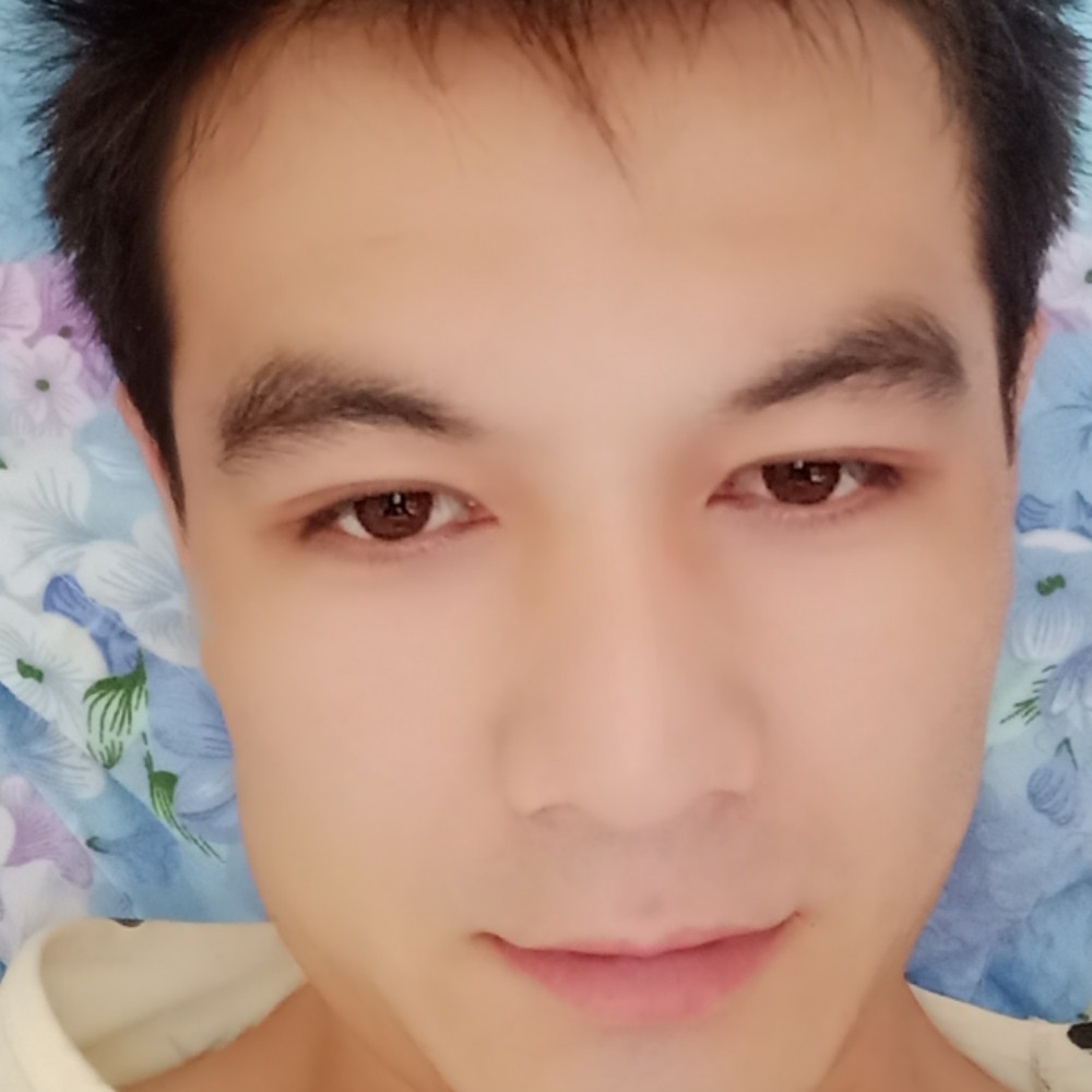 靓丽闻爱情的照片