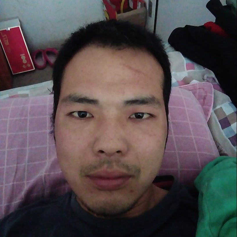 申宝剑的照片