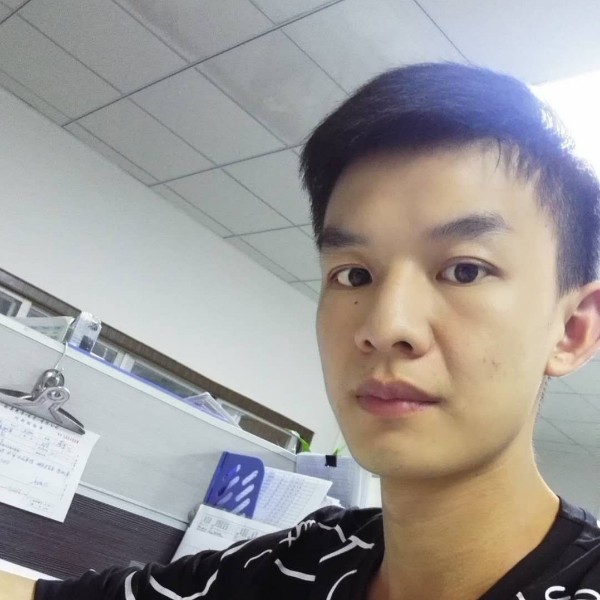 武小伙的照片
