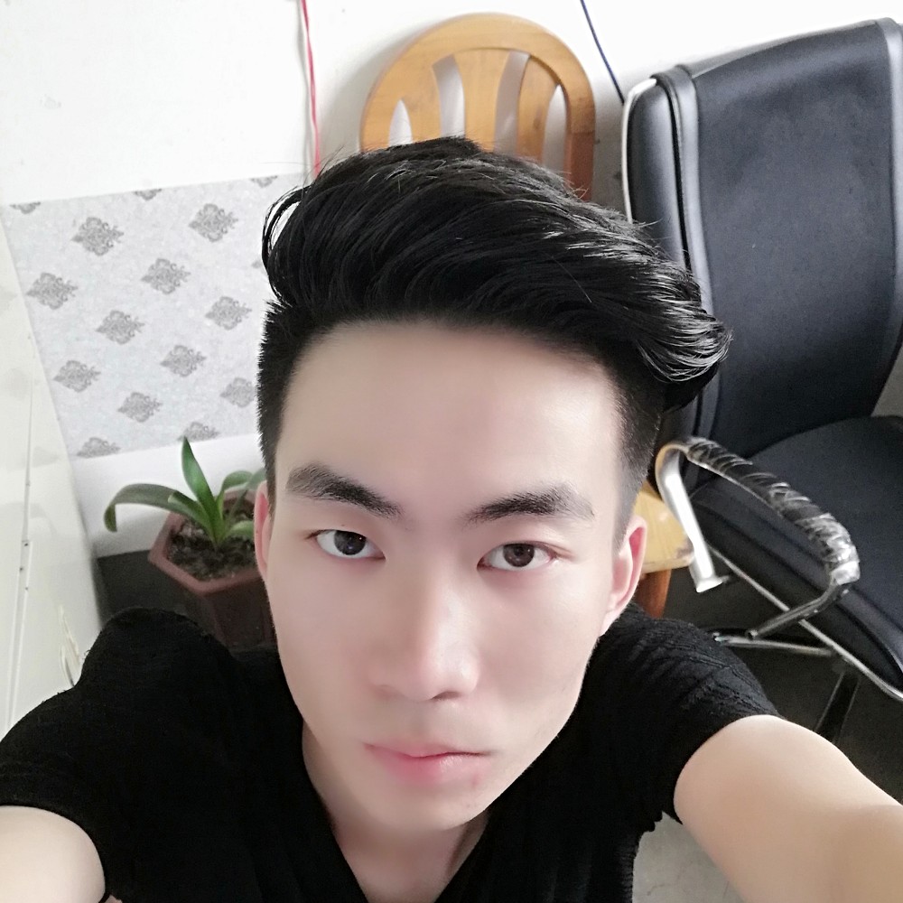 终是风沙迷了眼的照片