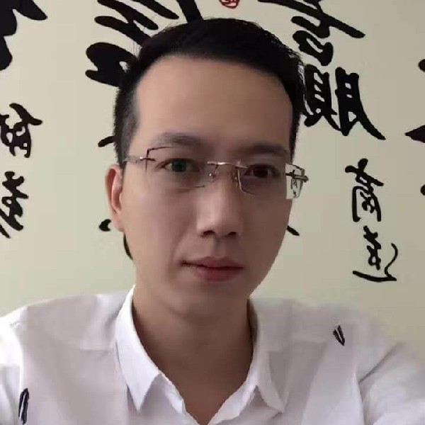 小树生的照片