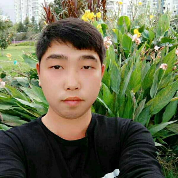 鈡鈡的照片