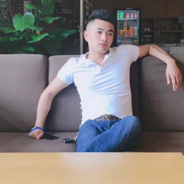 与孤独同居的照片