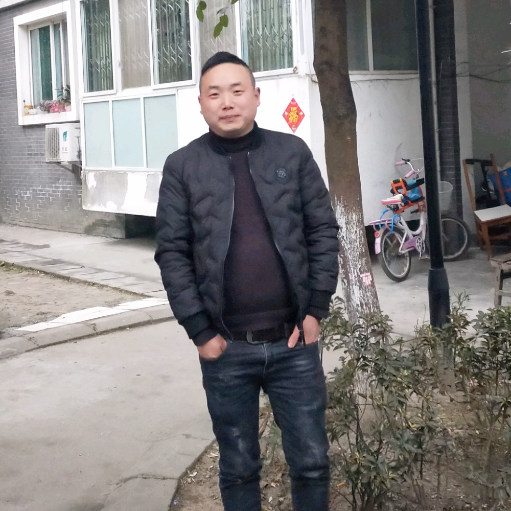 黄周义的照片